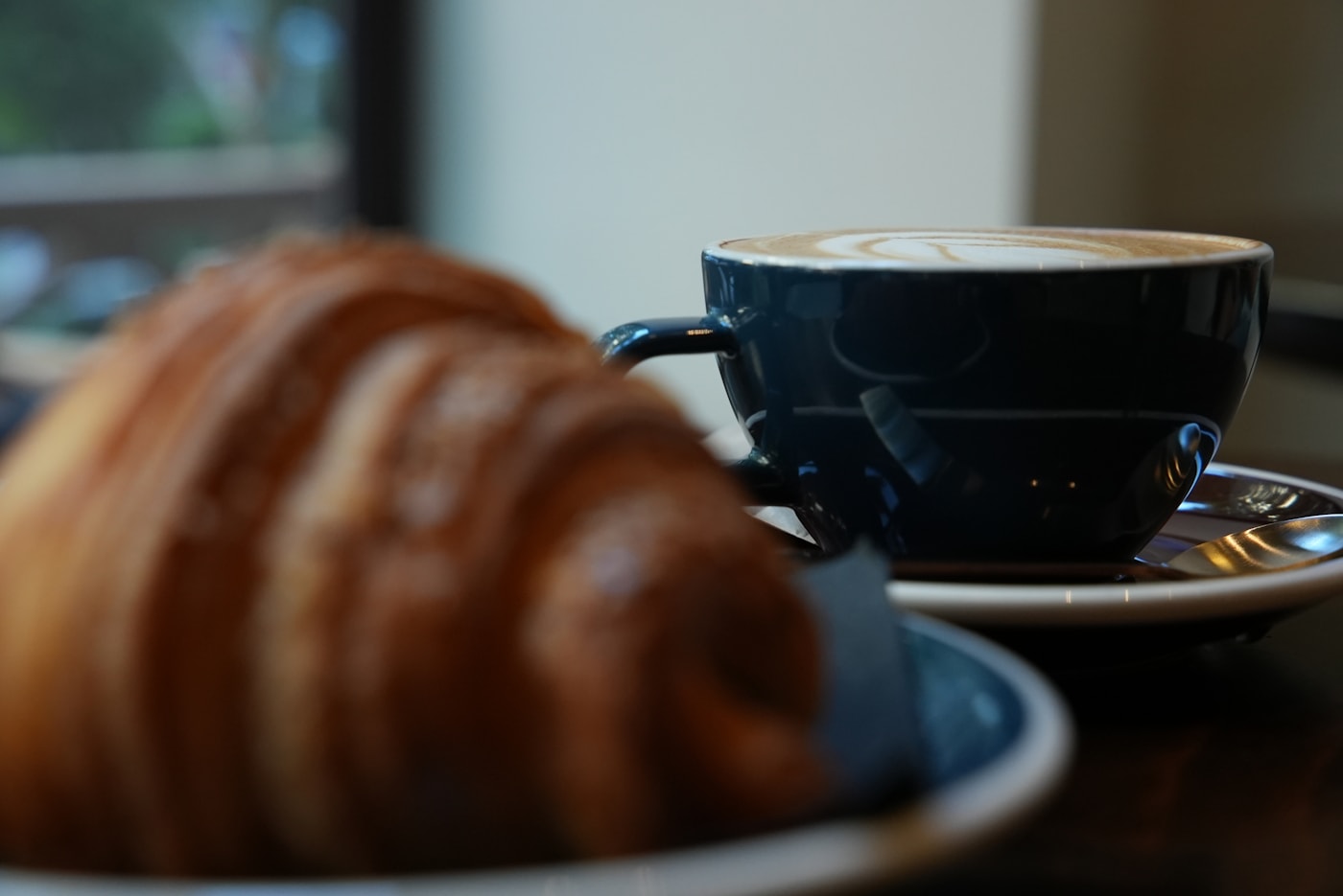 Koffie en croissant